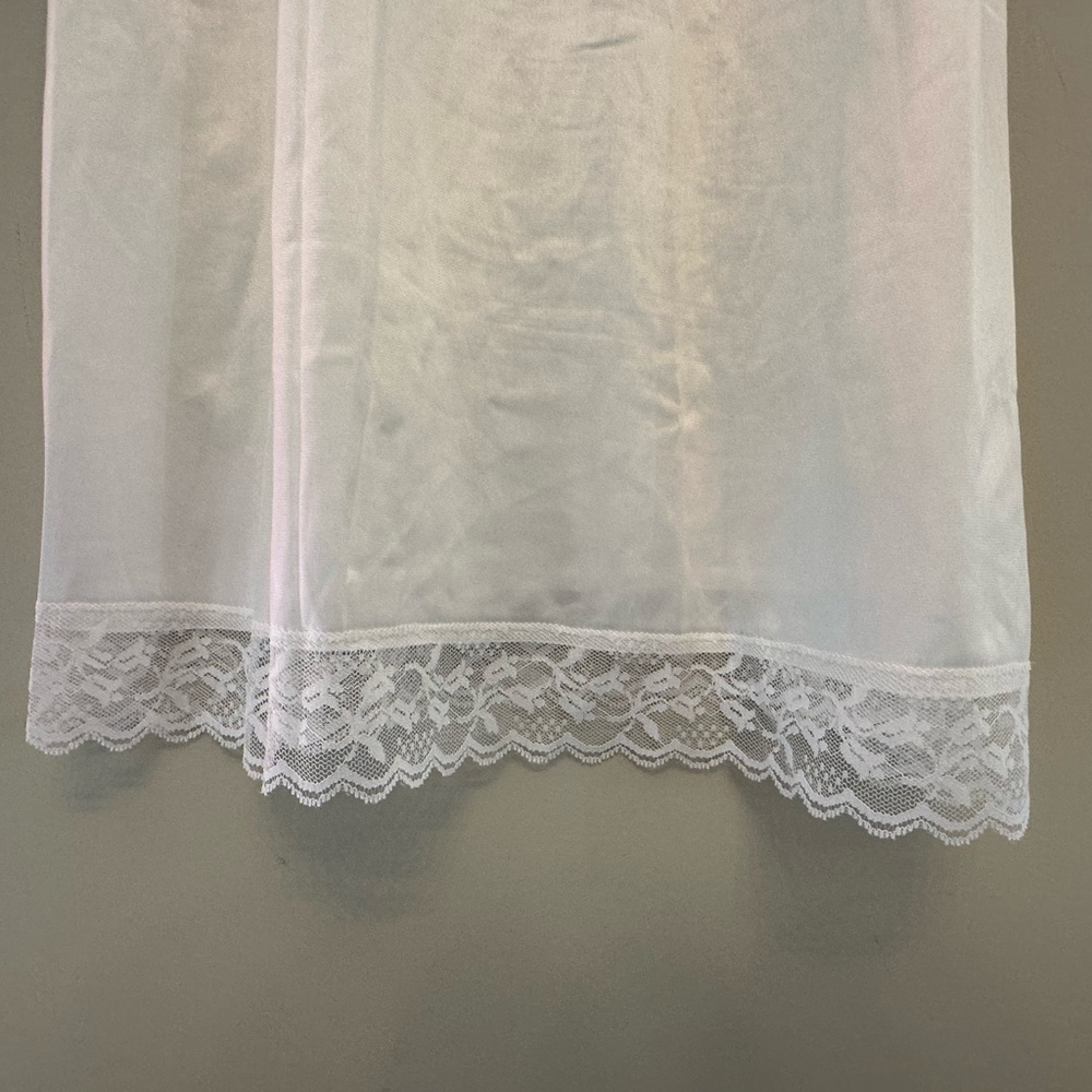 True Vintage 70’s/80’s Sears Brand White Lace Trim Chemise/Slip Dress Size 38/M - Picture 6 of 7